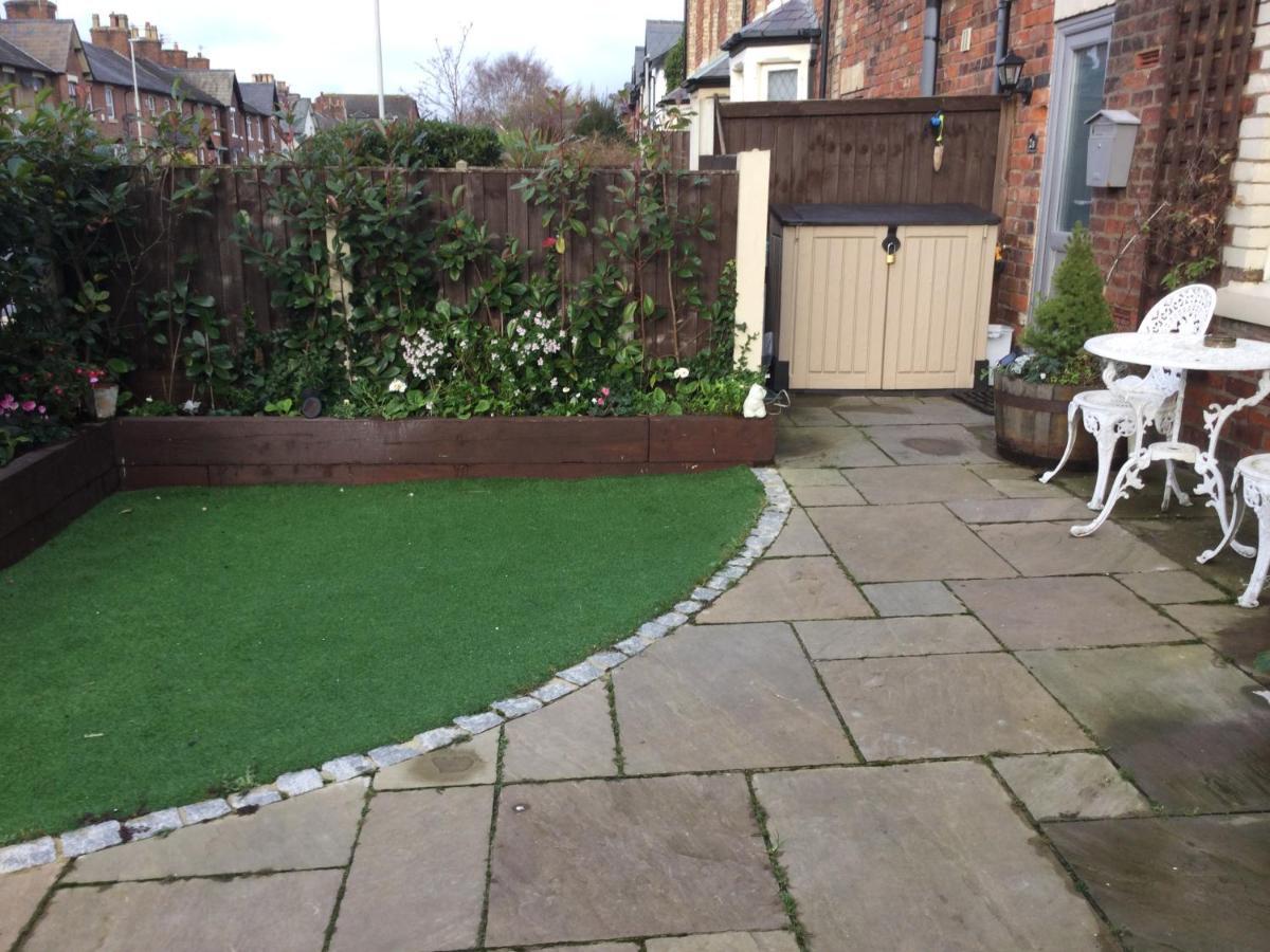 Leafy Lytham: Central Garden Apartment with Pet-Friendly Policy Lytham St Annes Exterior photo